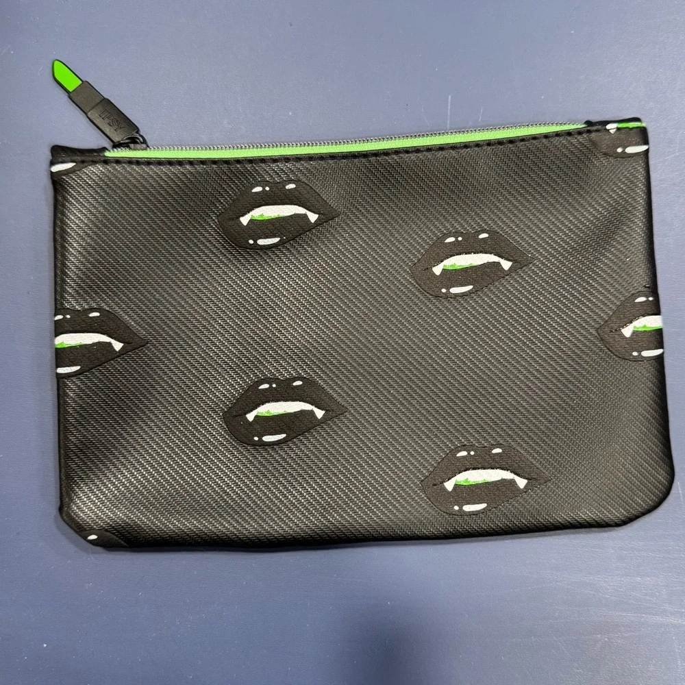 Ipsy Halloween 2021 glam bag vampire lips